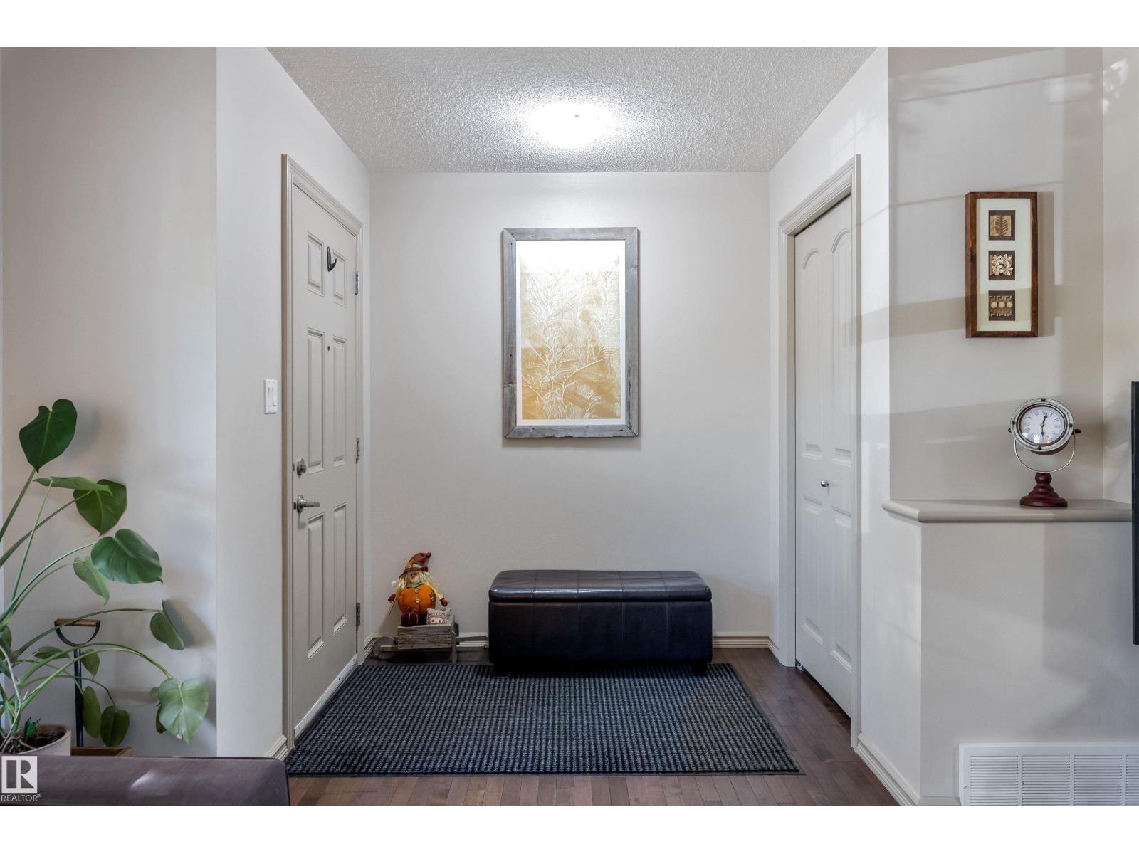 21416 94 Av Nw Nw, Edmonton, Alberta  T5T 4E5 - Photo 4 - E4462470