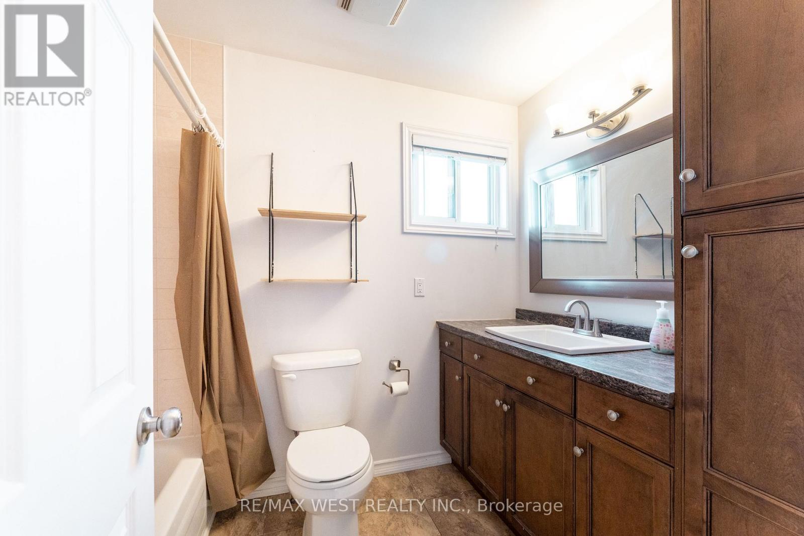 852 Beatrice Street E, Oshawa, Ontario  L1K 2H7 - Photo 24 - E12457877