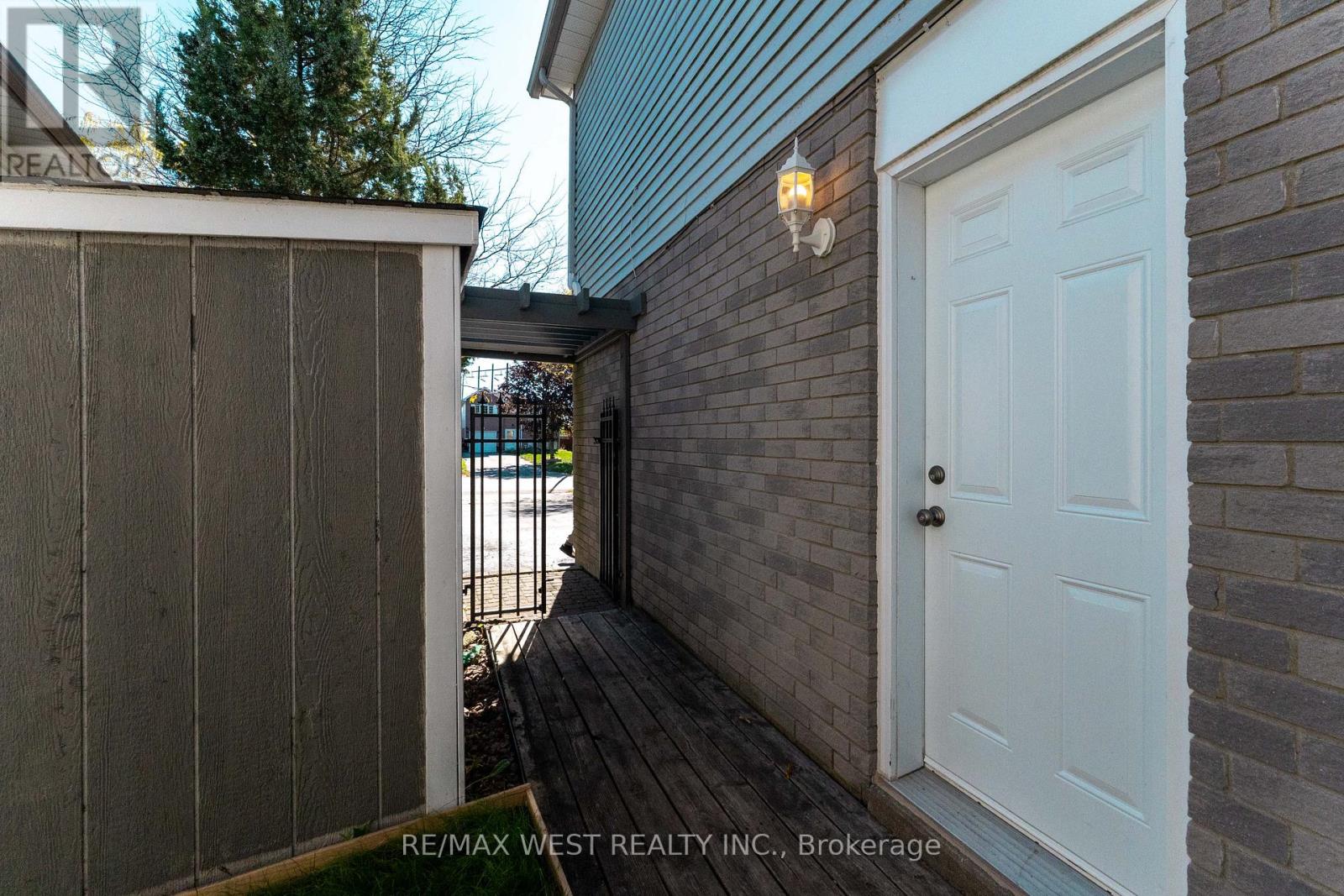852 Beatrice Street E, Oshawa, Ontario  L1K 2H7 - Photo 40 - E12457877