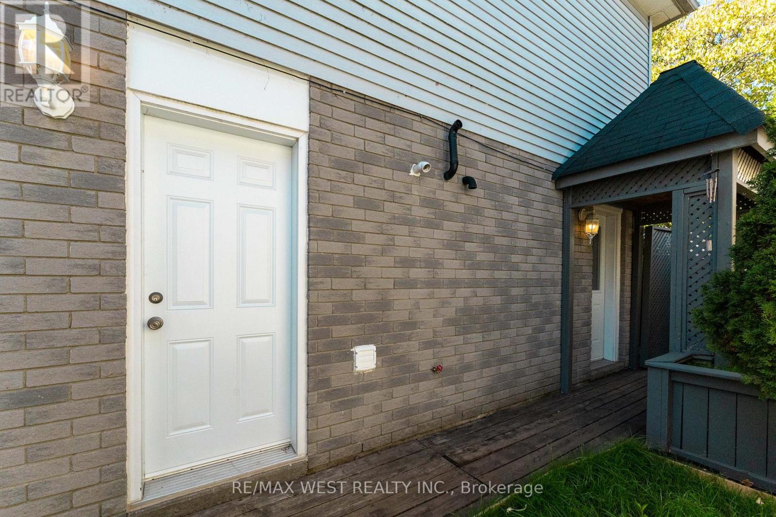 852 Beatrice Street E, Oshawa, Ontario  L1K 2H7 - Photo 39 - E12457877