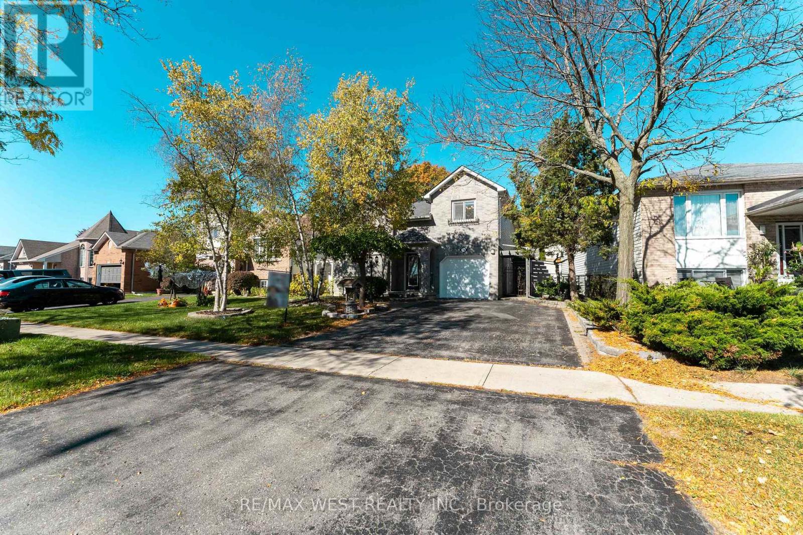 852 Beatrice Street E, Oshawa, Ontario  L1K 2H7 - Photo 3 - E12457877