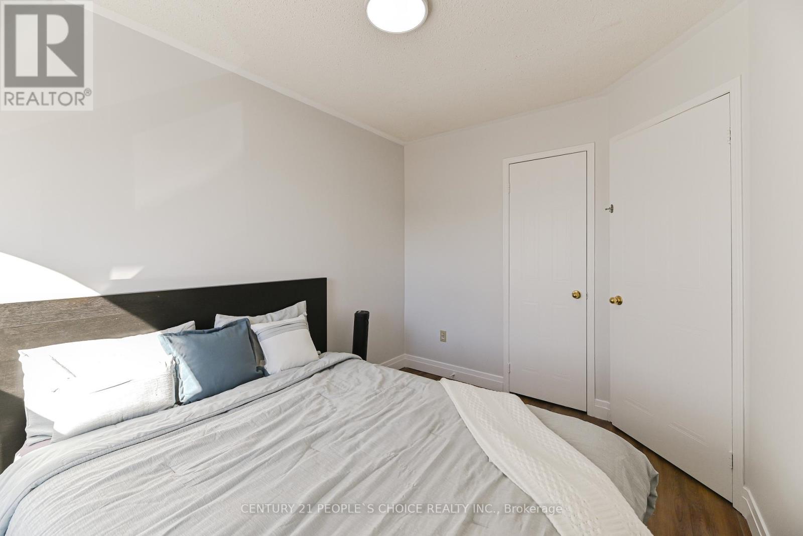116 Goldenlight Circle, Brampton, Ontario  L6X 4N6 - Photo 26 - W12465695
