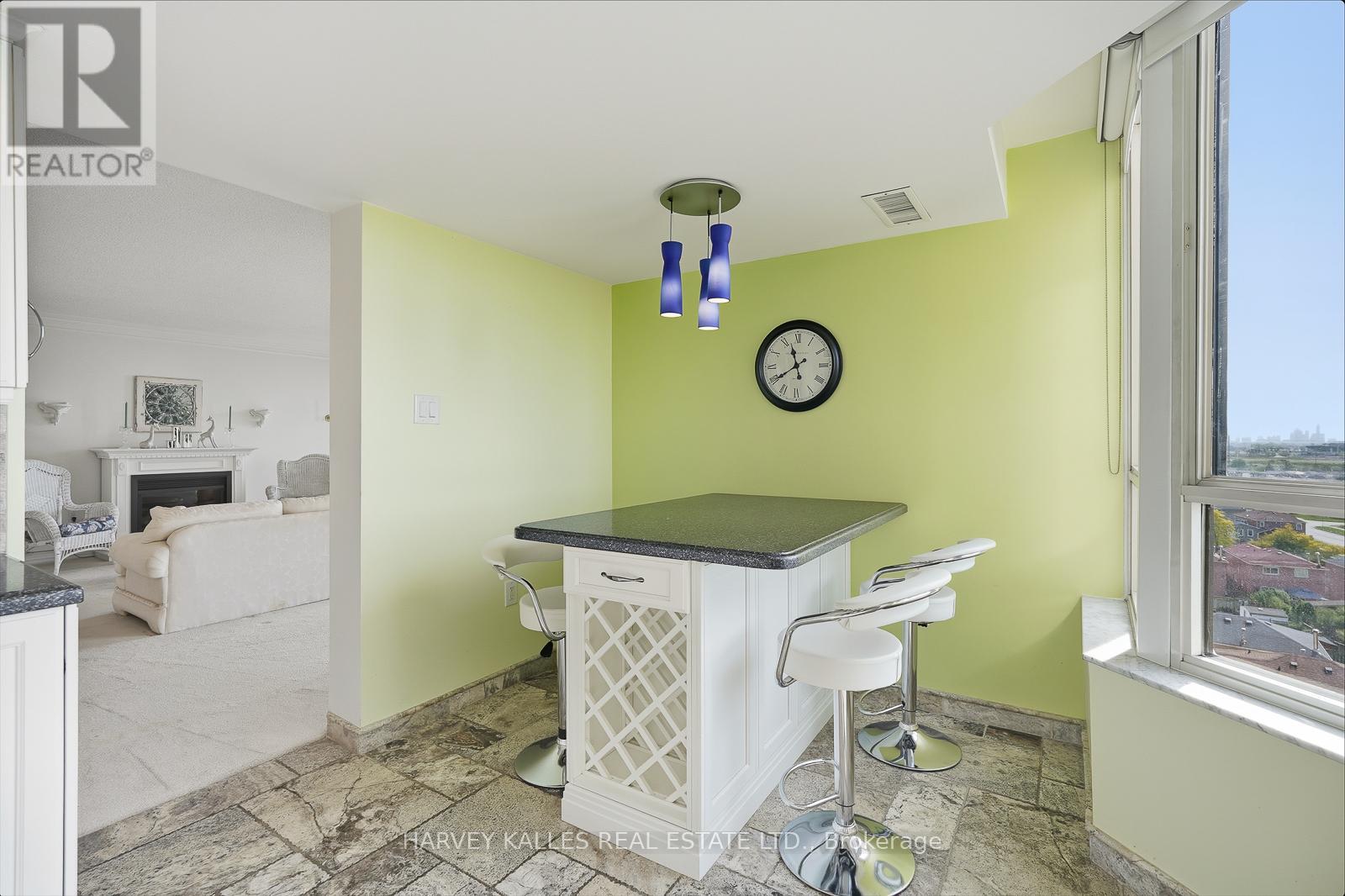 812 - 20 Cherrytree Drive, Brampton, Ontario  L6Y 3V1 - Photo 16 - W12463084