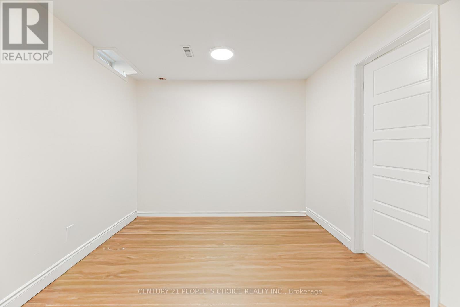 116 Goldenlight Circle, Brampton, Ontario  L6X 4N6 - Photo 37 - W12465695