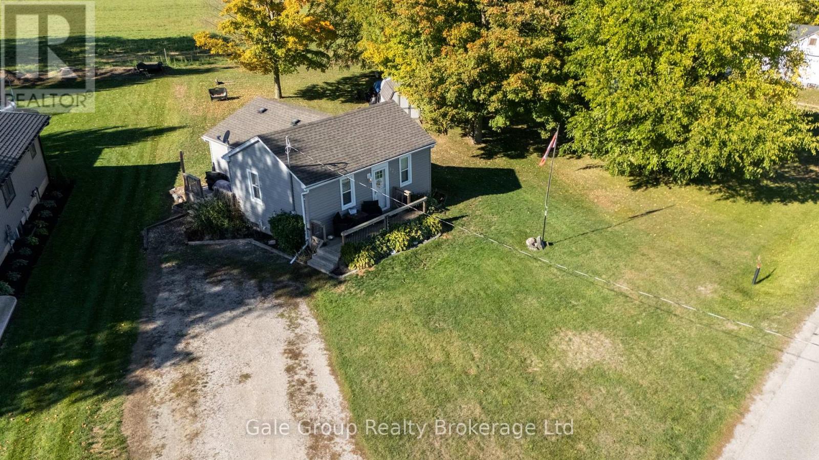 128 Dover Street, Norwich, Ontario  N4S 3M1 - Photo 2 - X12468134