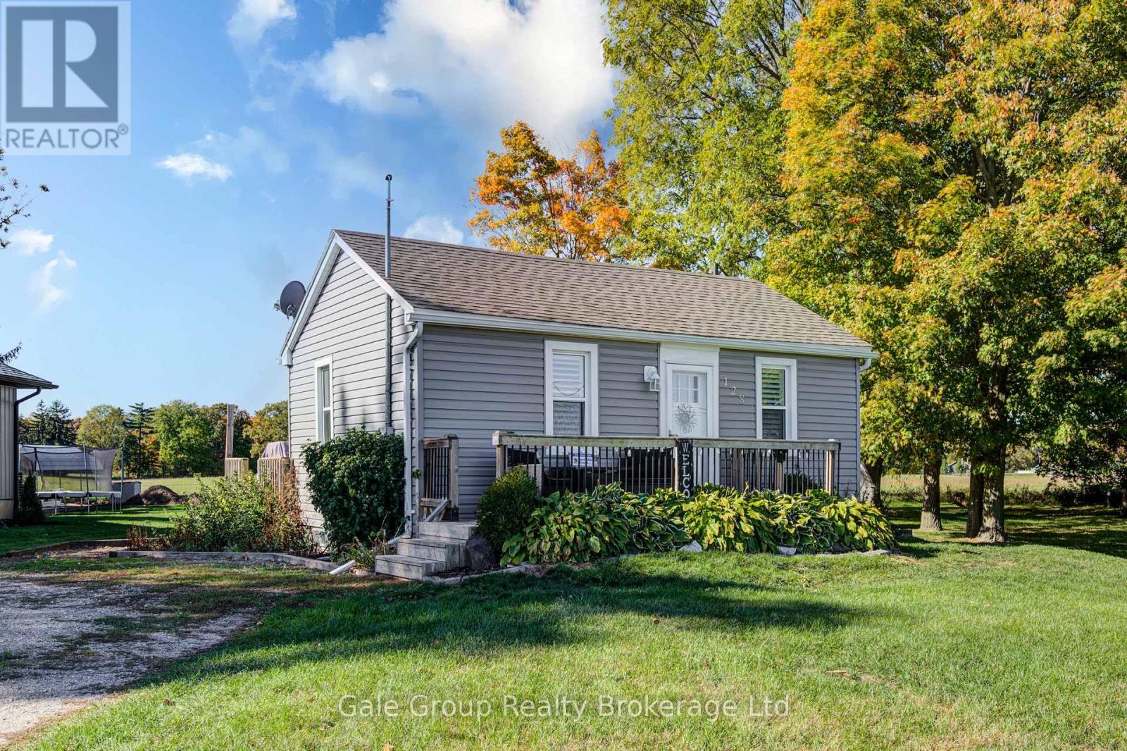 128 Dover Street, Norwich, Ontario  N4S 3M1 - Photo 3 - X12468134