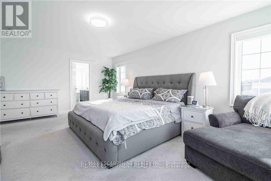 253 Kinsman Drive, Hamilton, Ontario  L0R 1C0 - Photo 21 - X12467923