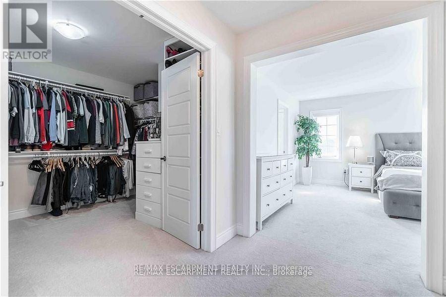 253 Kinsman Drive, Hamilton, Ontario  L0R 1C0 - Photo 25 - X12467923