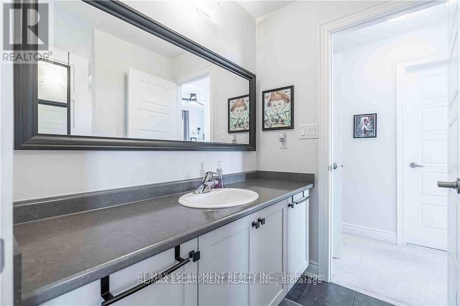 253 Kinsman Drive, Hamilton, Ontario  L0R 1C0 - Photo 33 - X12467923