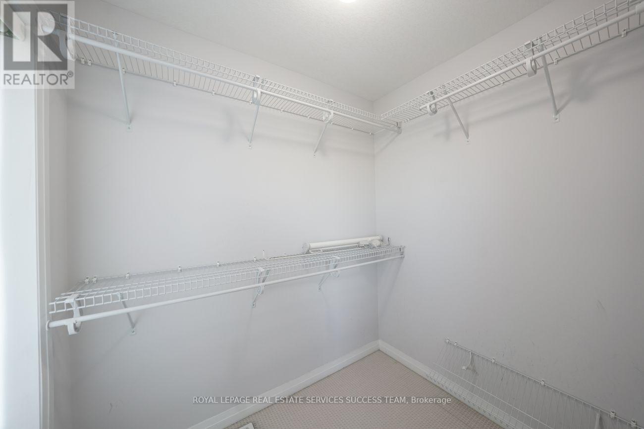 51 Soho Street, Hamilton, Ontario  L8J 0L4 - Photo 11 - X12467926