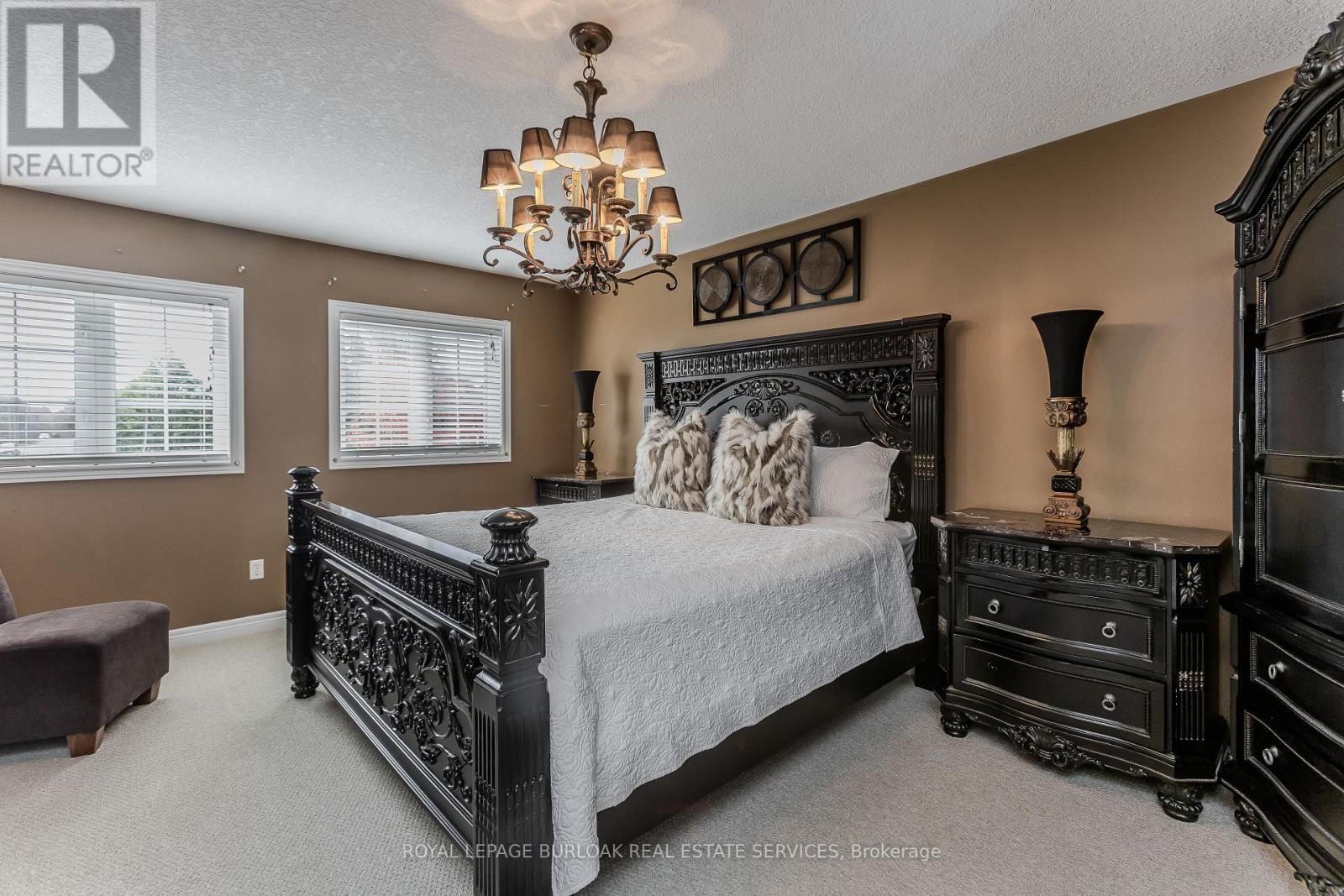 26 Grassyplain Drive, Hamilton, Ontario  L0R 1W0 - Photo 14 - X12467940
