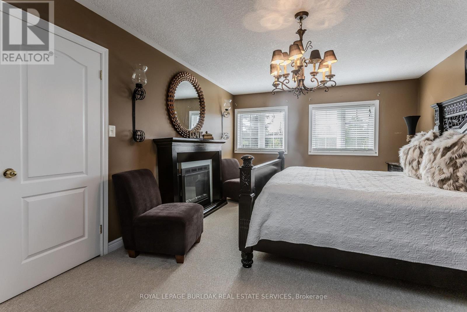 26 Grassyplain Drive, Hamilton, Ontario  L0R 1W0 - Photo 15 - X12467940