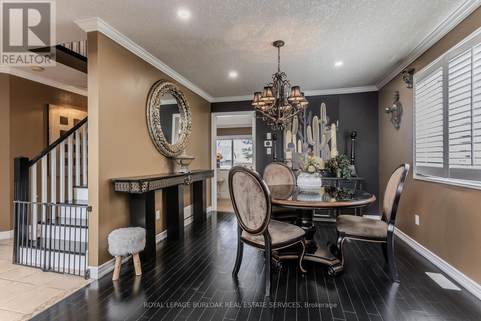 26 Grassyplain Drive, Hamilton, Ontario  L0R 1W0 - Photo 5 - X12467940