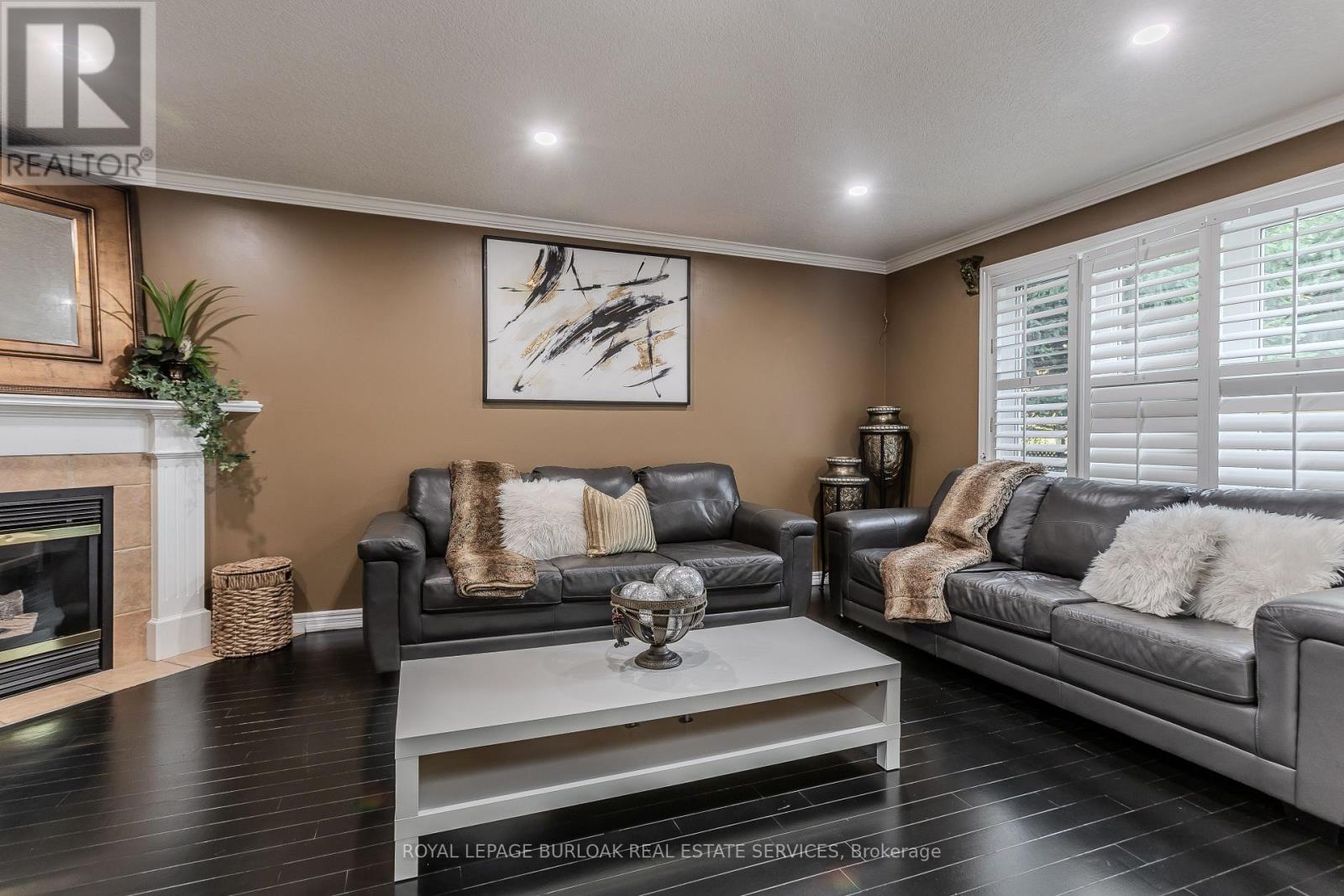 26 Grassyplain Drive, Hamilton, Ontario  L0R 1W0 - Photo 9 - X12467940