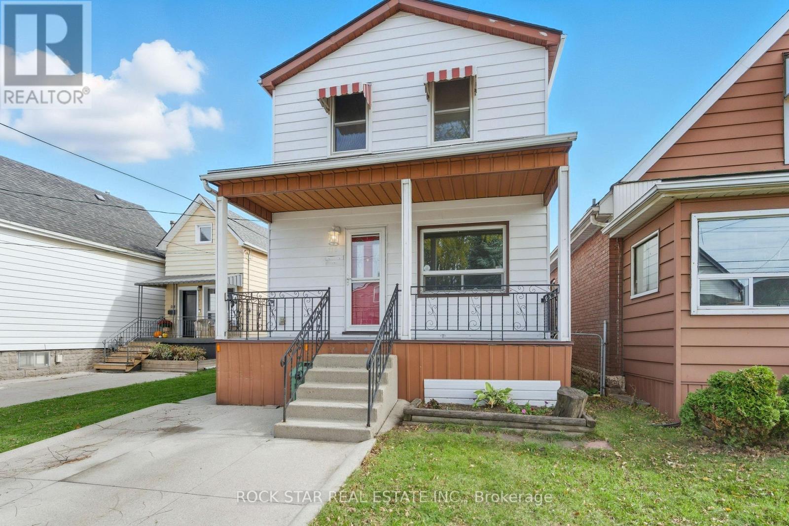 116 ROBINS AVENUE, Hamilton, Ontario