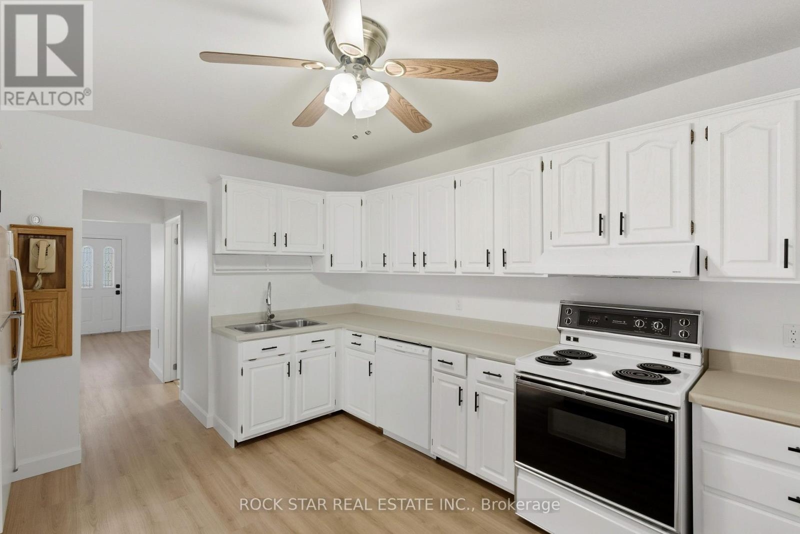 116 Robins Avenue, Hamilton, Ontario  L8H 4N7 - Photo 13 - X12467968