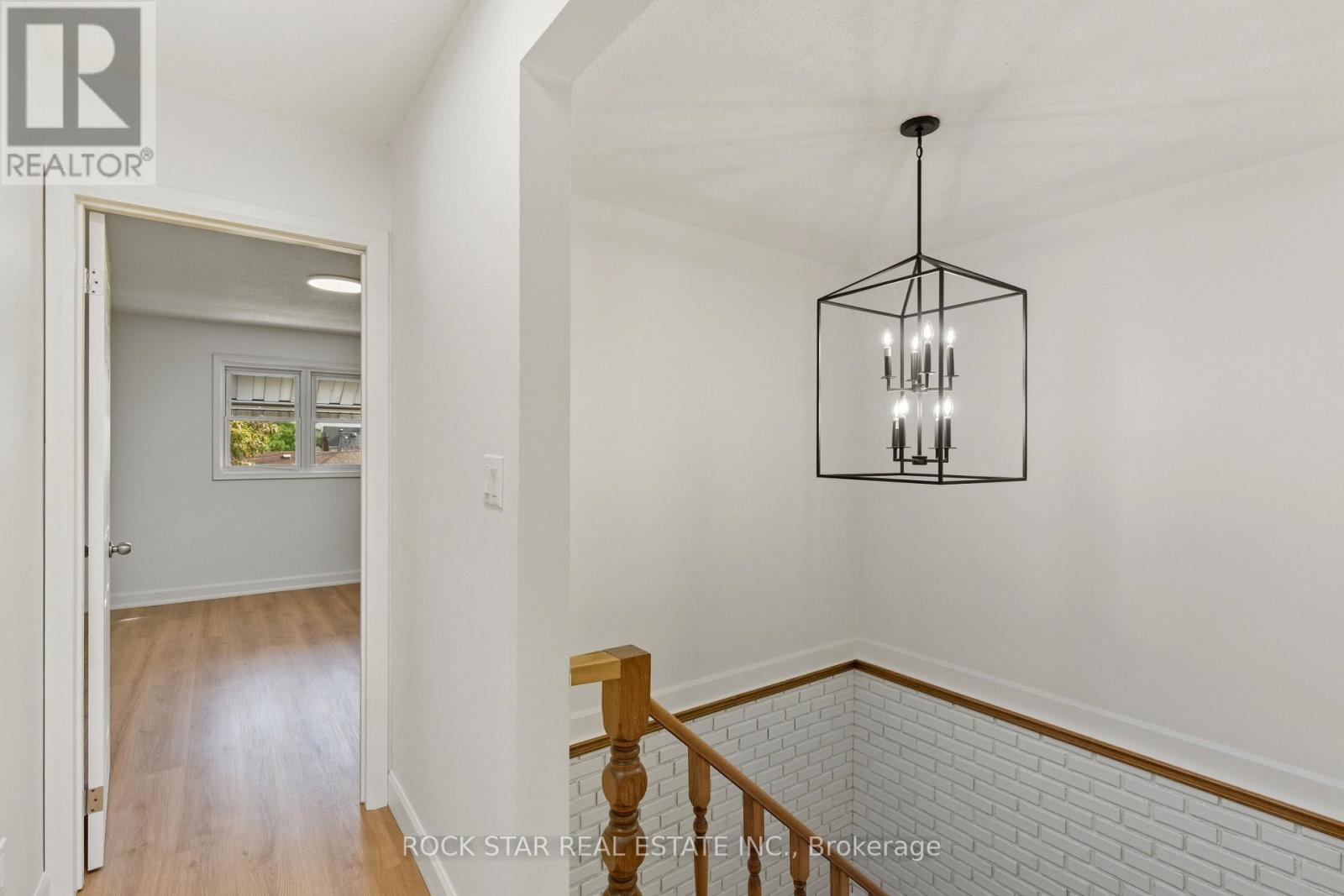 116 Robins Avenue, Hamilton, Ontario  L8H 4N7 - Photo 15 - X12467968