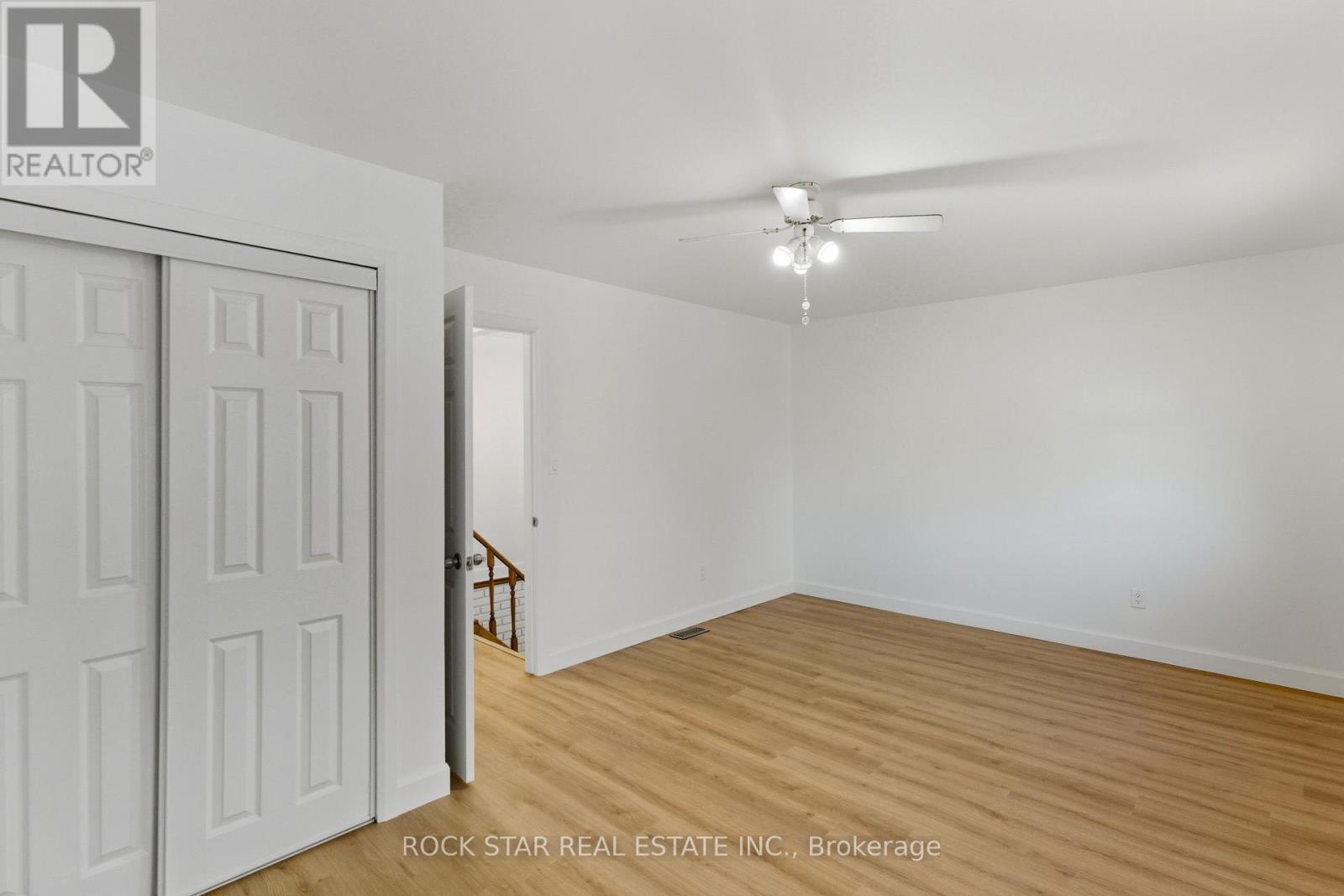 116 Robins Avenue, Hamilton, Ontario  L8H 4N7 - Photo 18 - X12467968