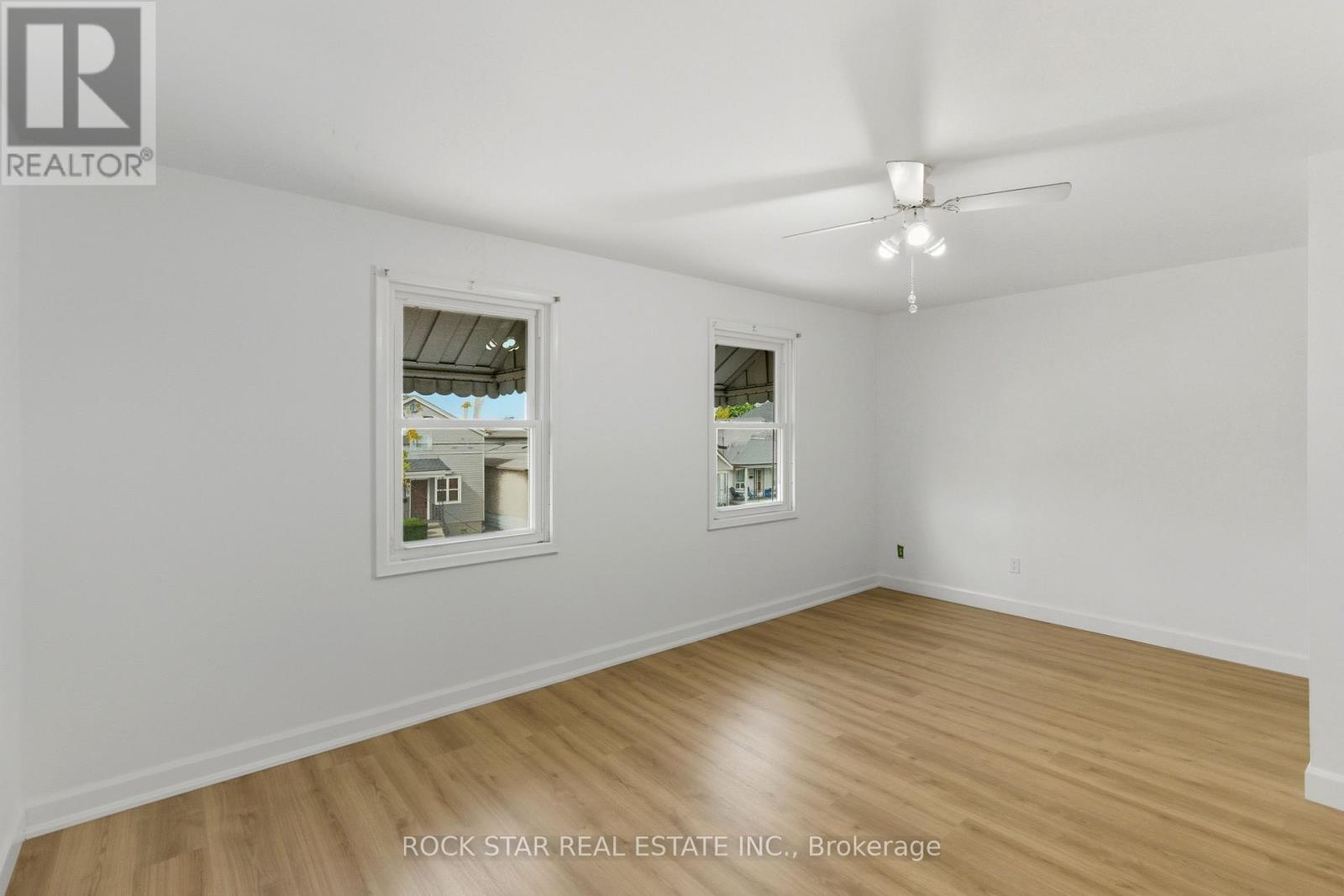 116 Robins Avenue, Hamilton, Ontario  L8H 4N7 - Photo 19 - X12467968