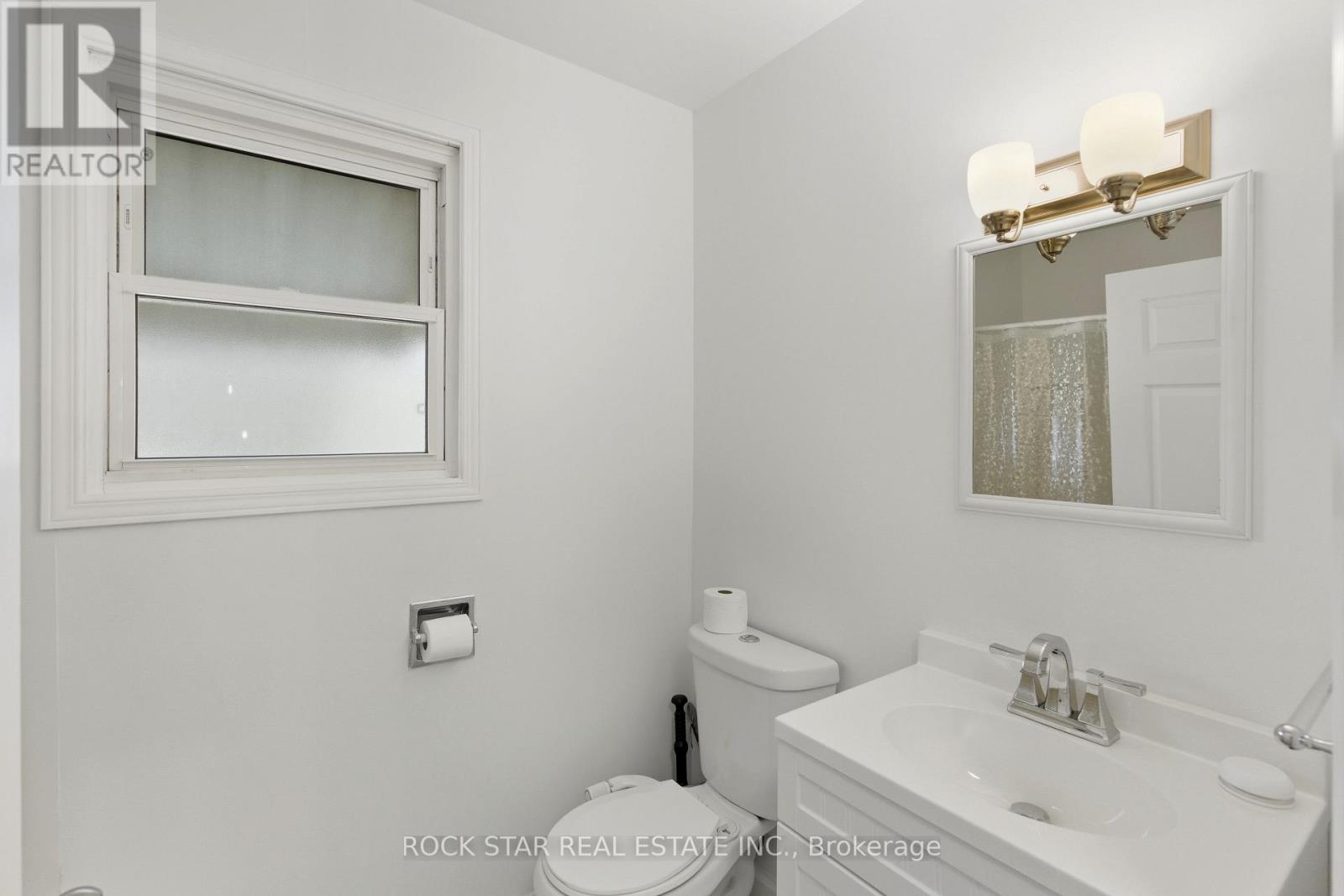 116 Robins Avenue, Hamilton, Ontario  L8H 4N7 - Photo 25 - X12467968