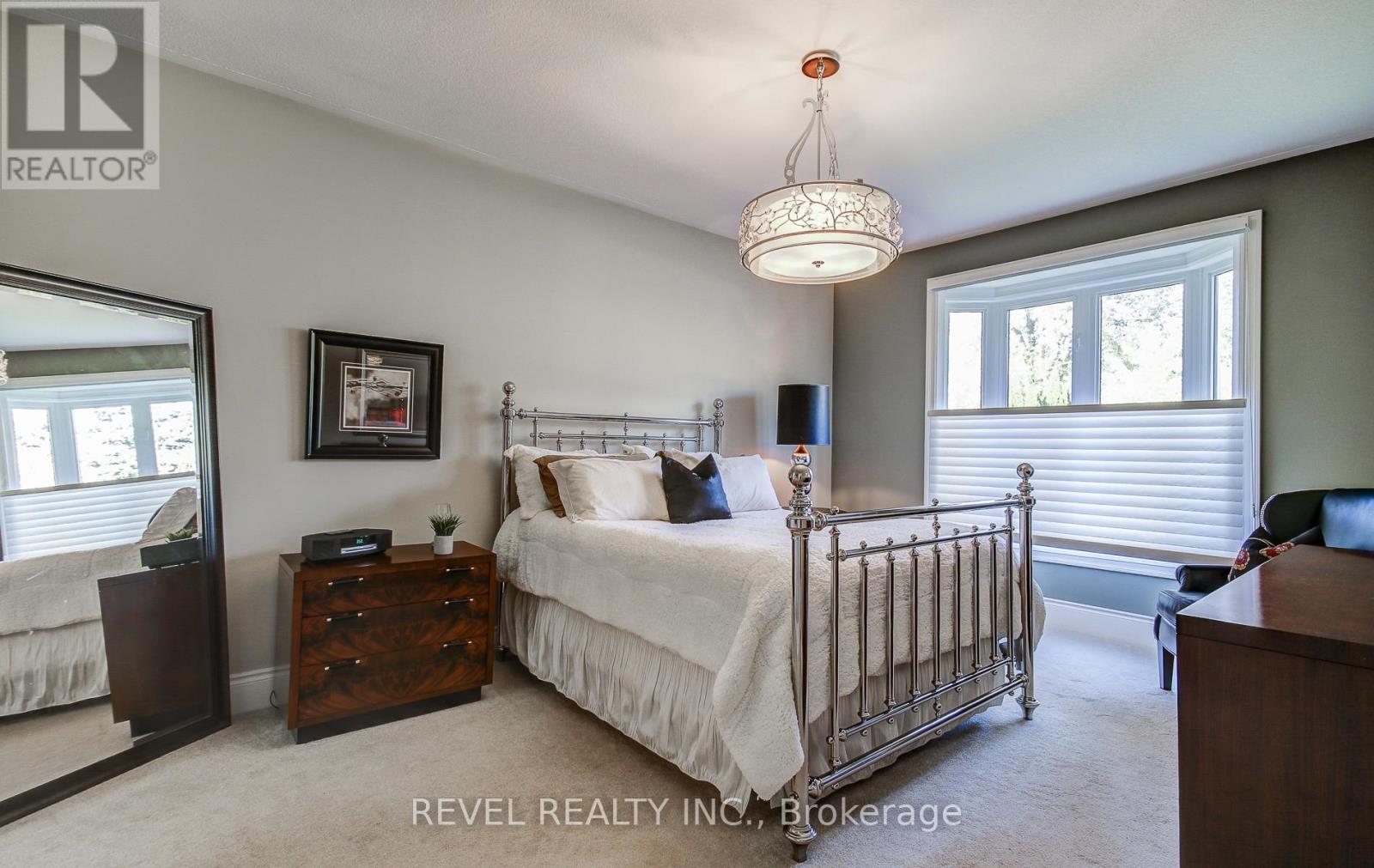 126 Aberfoyle Mill Crescent, Puslinch, Ontario  N1H 6H9 - Photo 17 - X12468031