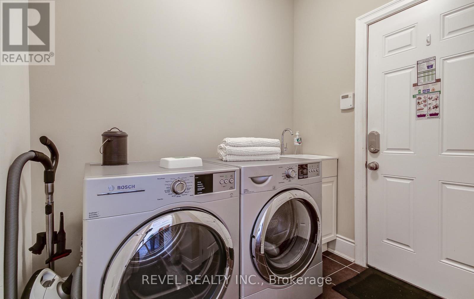 126 Aberfoyle Mill Crescent, Puslinch, Ontario  N1H 6H9 - Photo 26 - X12468031