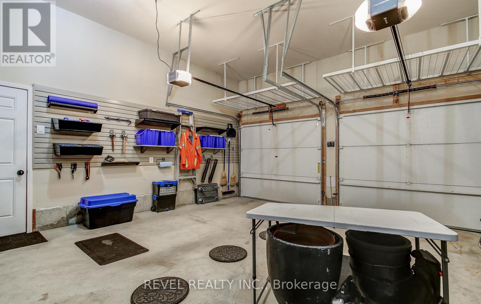 126 Aberfoyle Mill Crescent, Puslinch, Ontario  N1H 6H9 - Photo 29 - X12468031