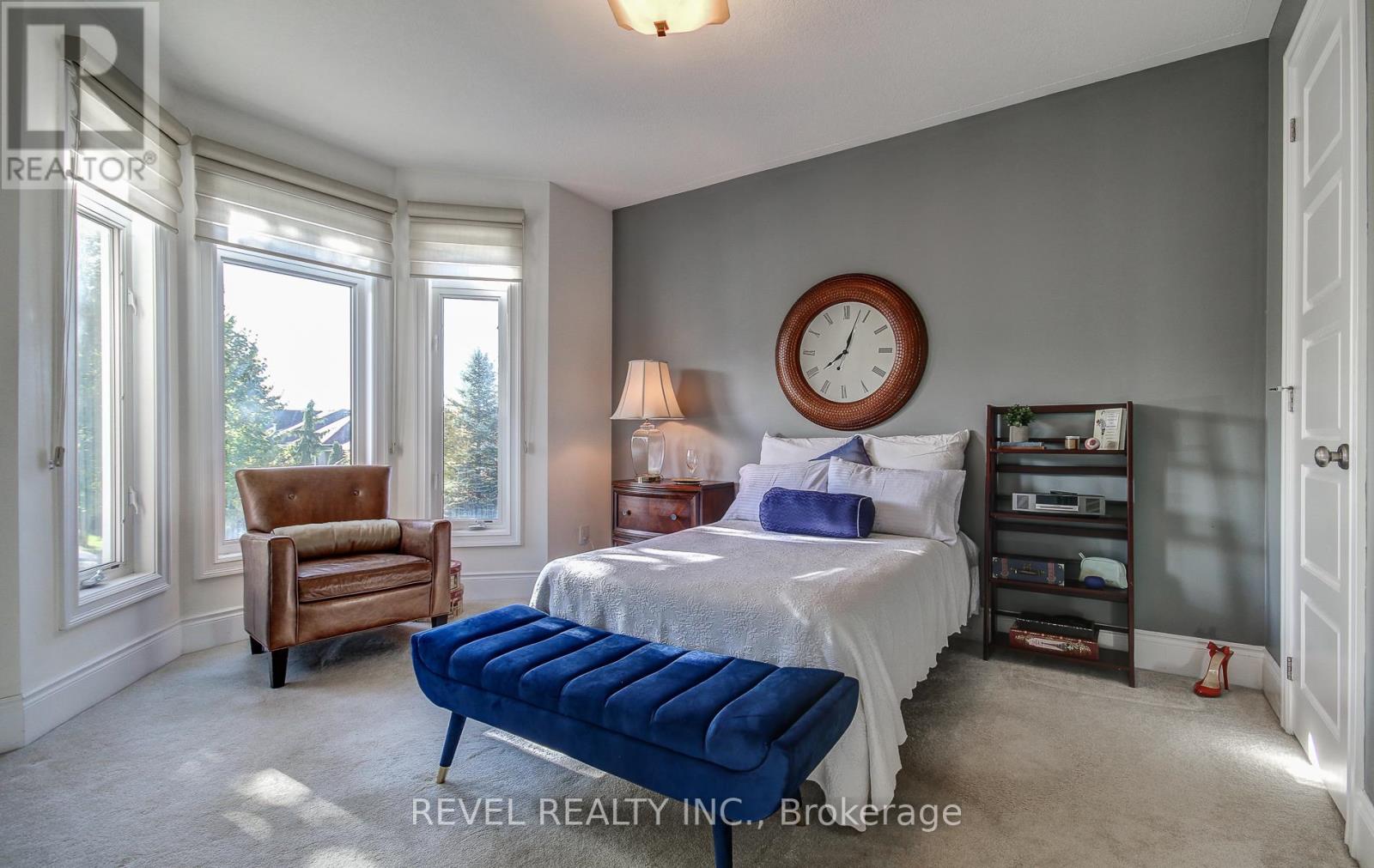 126 Aberfoyle Mill Crescent, Puslinch, Ontario  N1H 6H9 - Photo 5 - X12468031