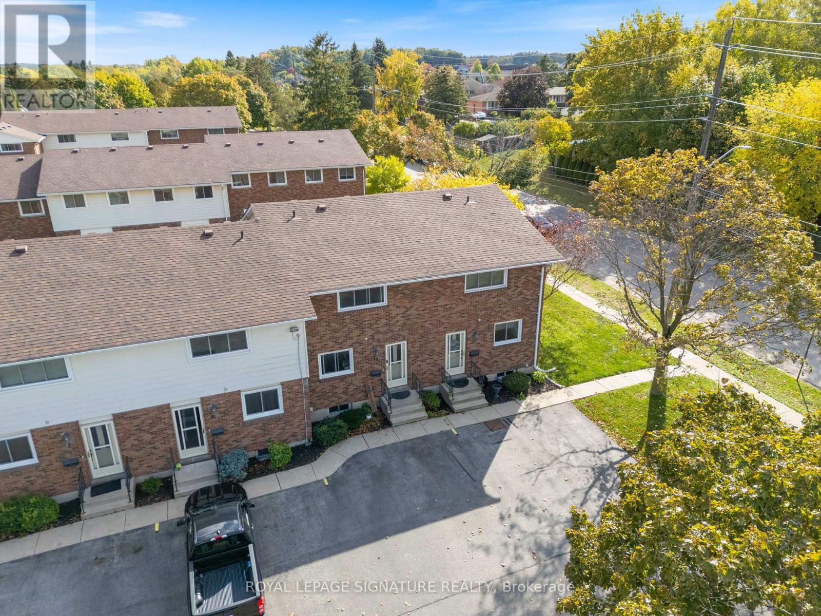 5 - 10 MONTCLAIR CRESCENT, Norfolk, Ontario