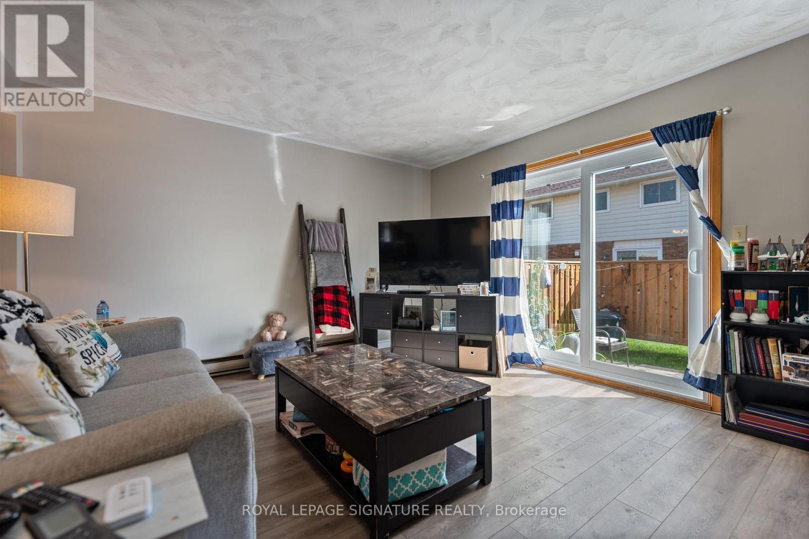 5 - 10 Montclair Crescent, Norfolk, Ontario  N3Y 4R9 - Photo 11 - X12468055