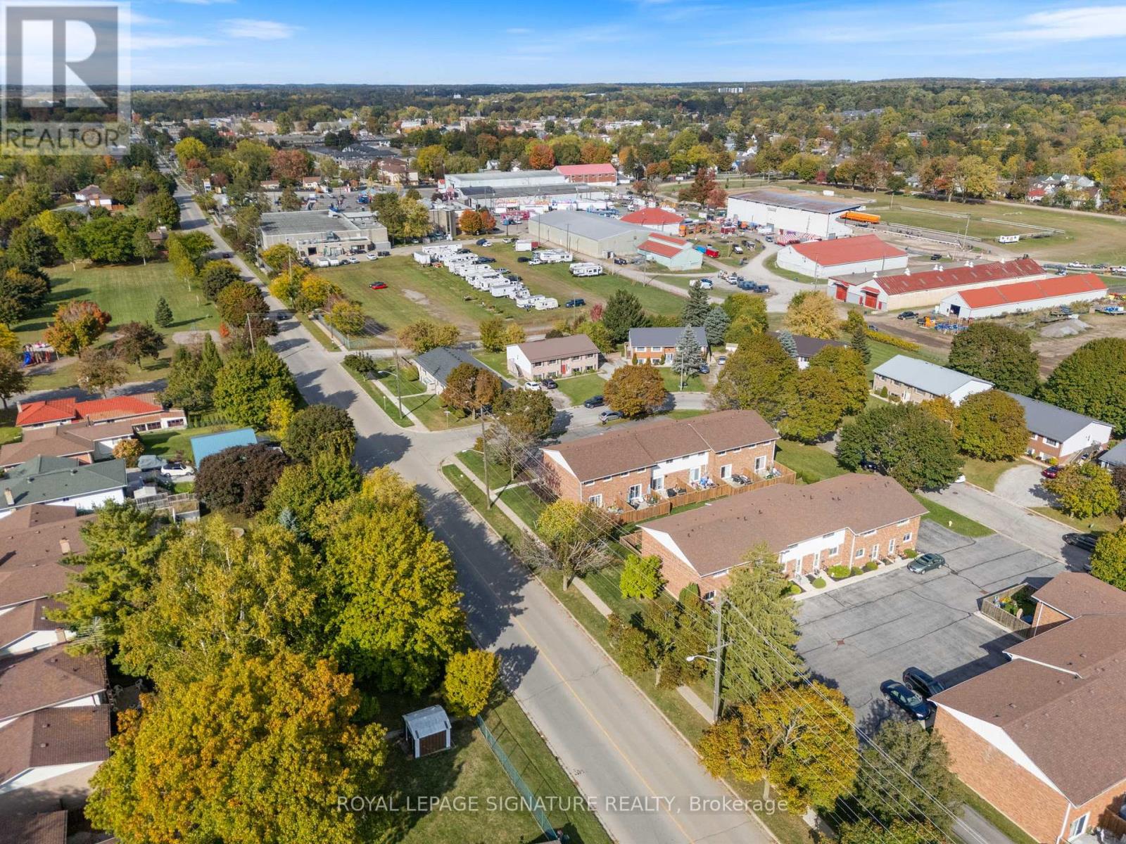 5 - 10 Montclair Crescent, Norfolk, Ontario  N3Y 4R9 - Photo 3 - X12468055