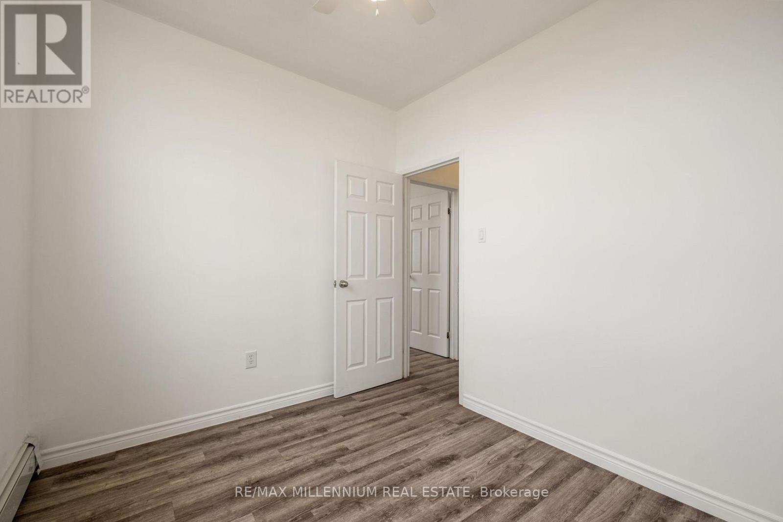 606 - 420 Greenhill Avenue, Hamilton, Ontario  L8K 6E7 - Photo 5 - X12468058
