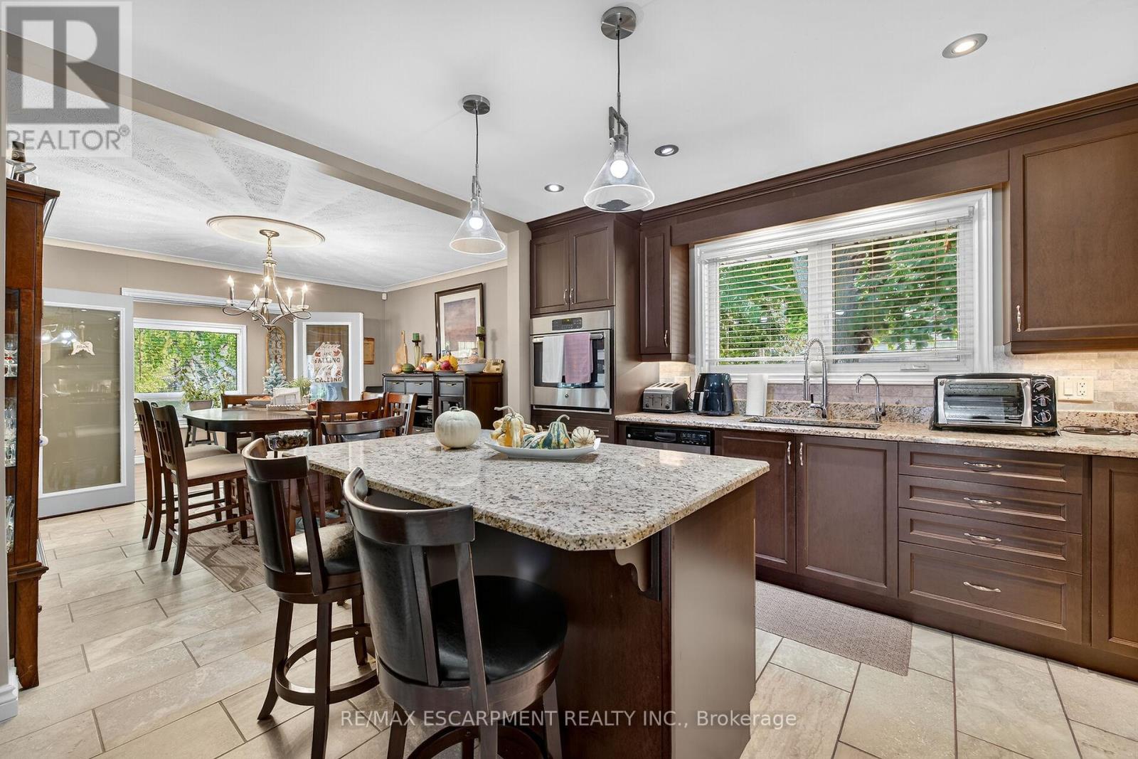 477 Lynden Road, Brantford, Ontario  N3T 5M1 - Photo 10 - X12468080