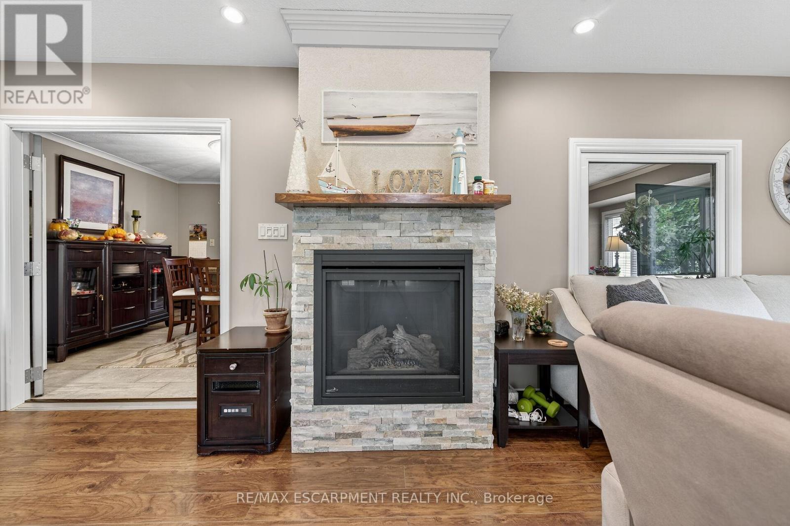 477 Lynden Road, Brantford, Ontario  N3T 5M1 - Photo 26 - X12468080