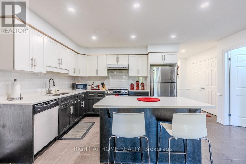 26 - 14 Amos Drive, Guelph, Ontario  N1L 0M2 - Photo 8 - X12468087