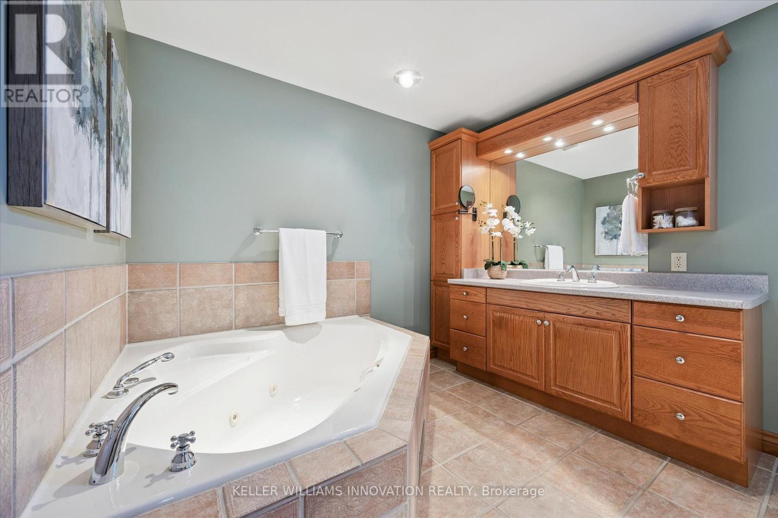 153 Forestwood Drive, Kitchener, Ontario  N2N 1B7 - Photo 21 - X12468093