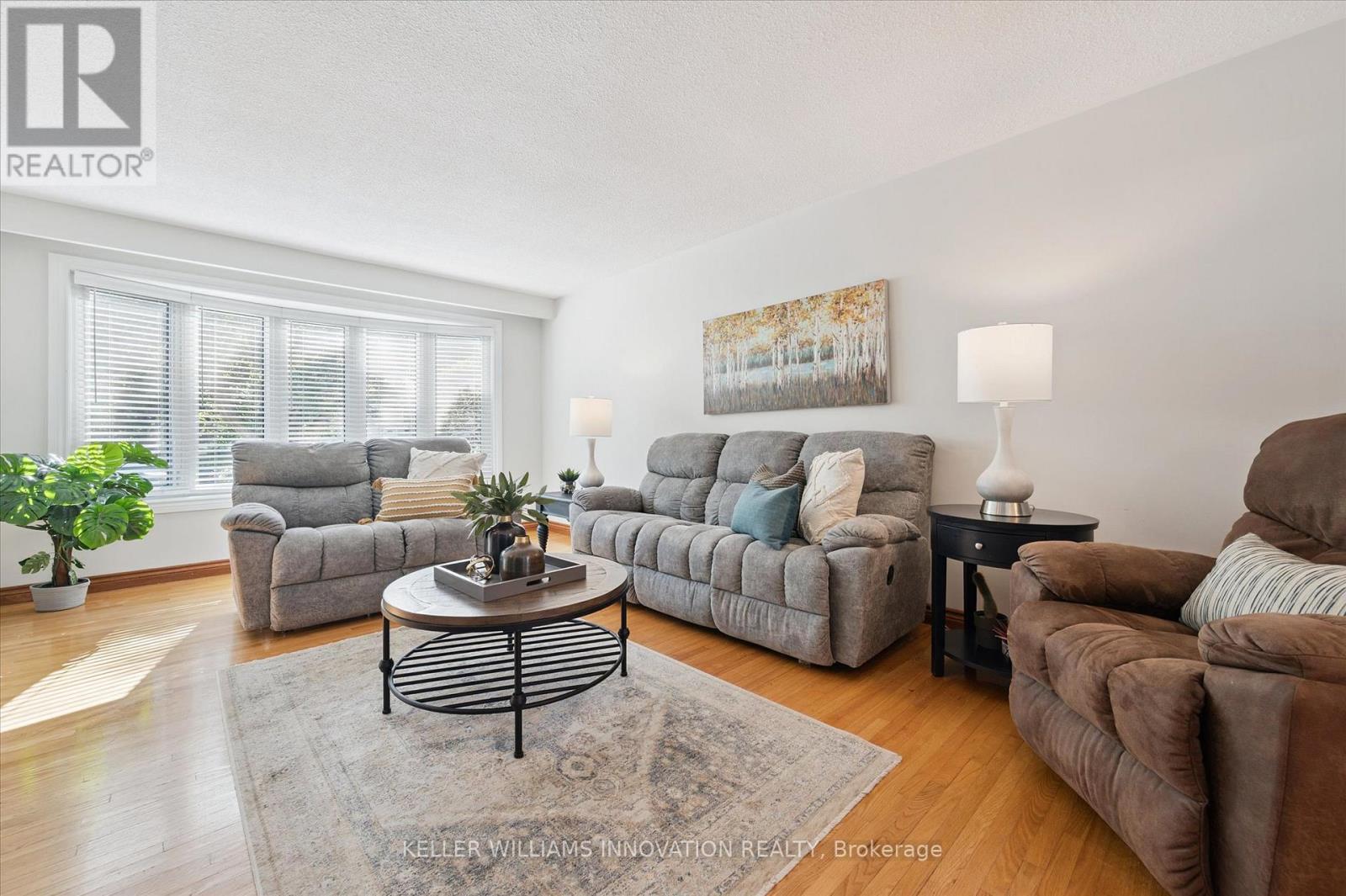 153 Forestwood Drive, Kitchener, Ontario  N2N 1B7 - Photo 4 - X12468093