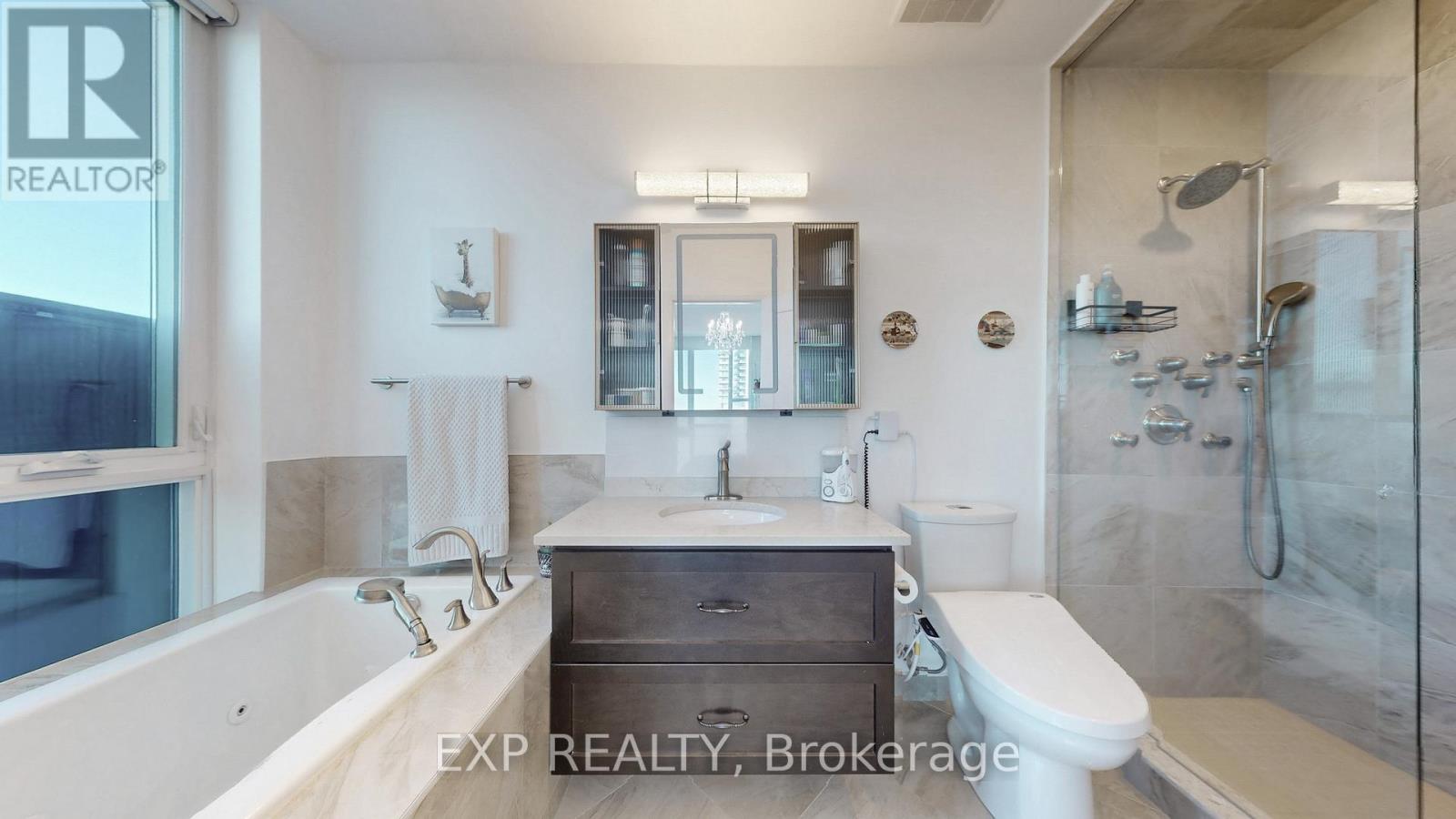 640 - 16 Concord Place, Grimsby, Ontario  L3M 0J1 - Photo 24 - X12463766
