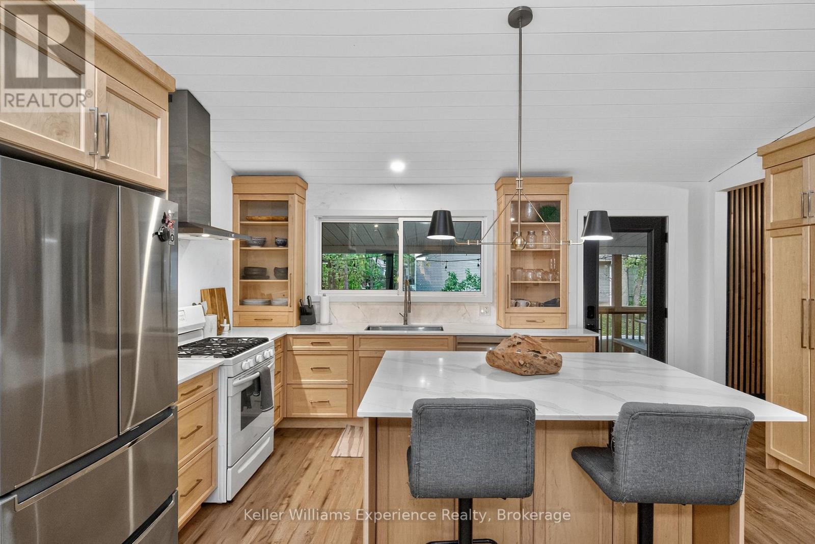 1694 Tiny Beaches Road S, Tiny, Ontario  L0L 1P1 - Photo 6 - S12468157