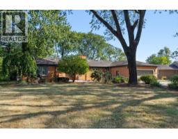 354 ELMGROVE DRIVE, Tecumseh, Ontario