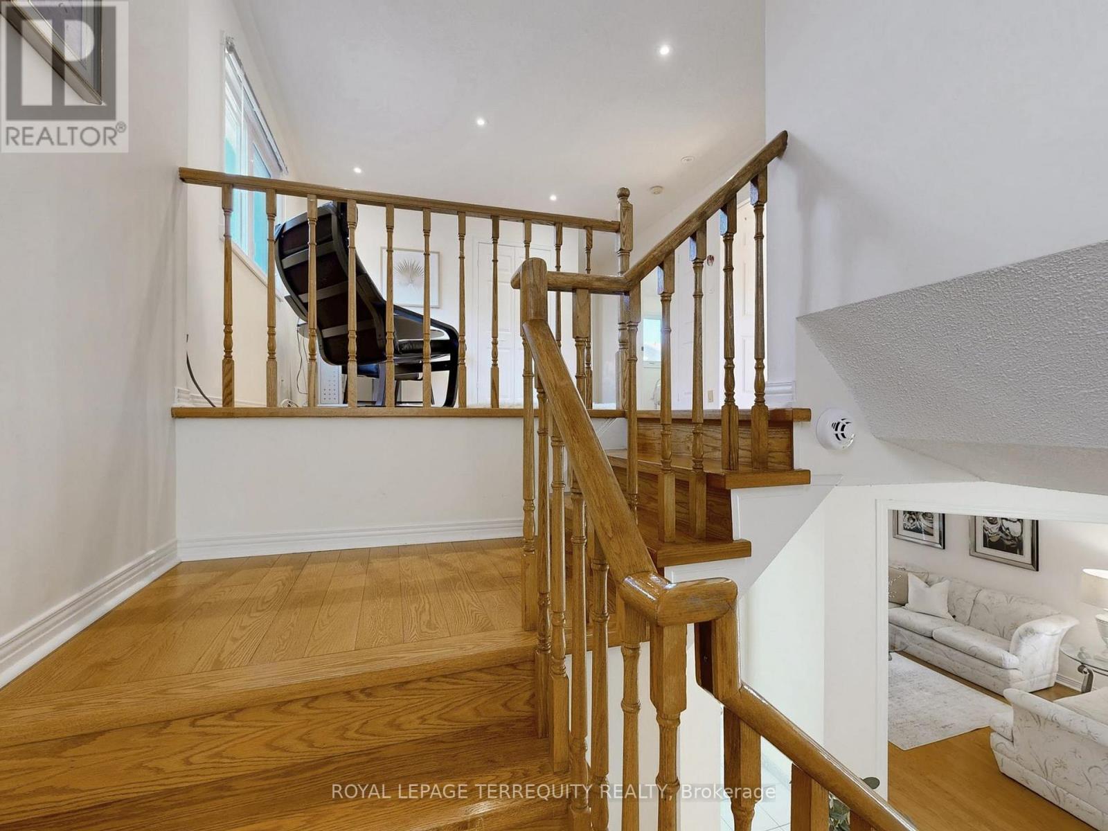 16 Audrelane Court, Toronto, Ontario  M1V 3S4 - Photo 28 - E12466197
