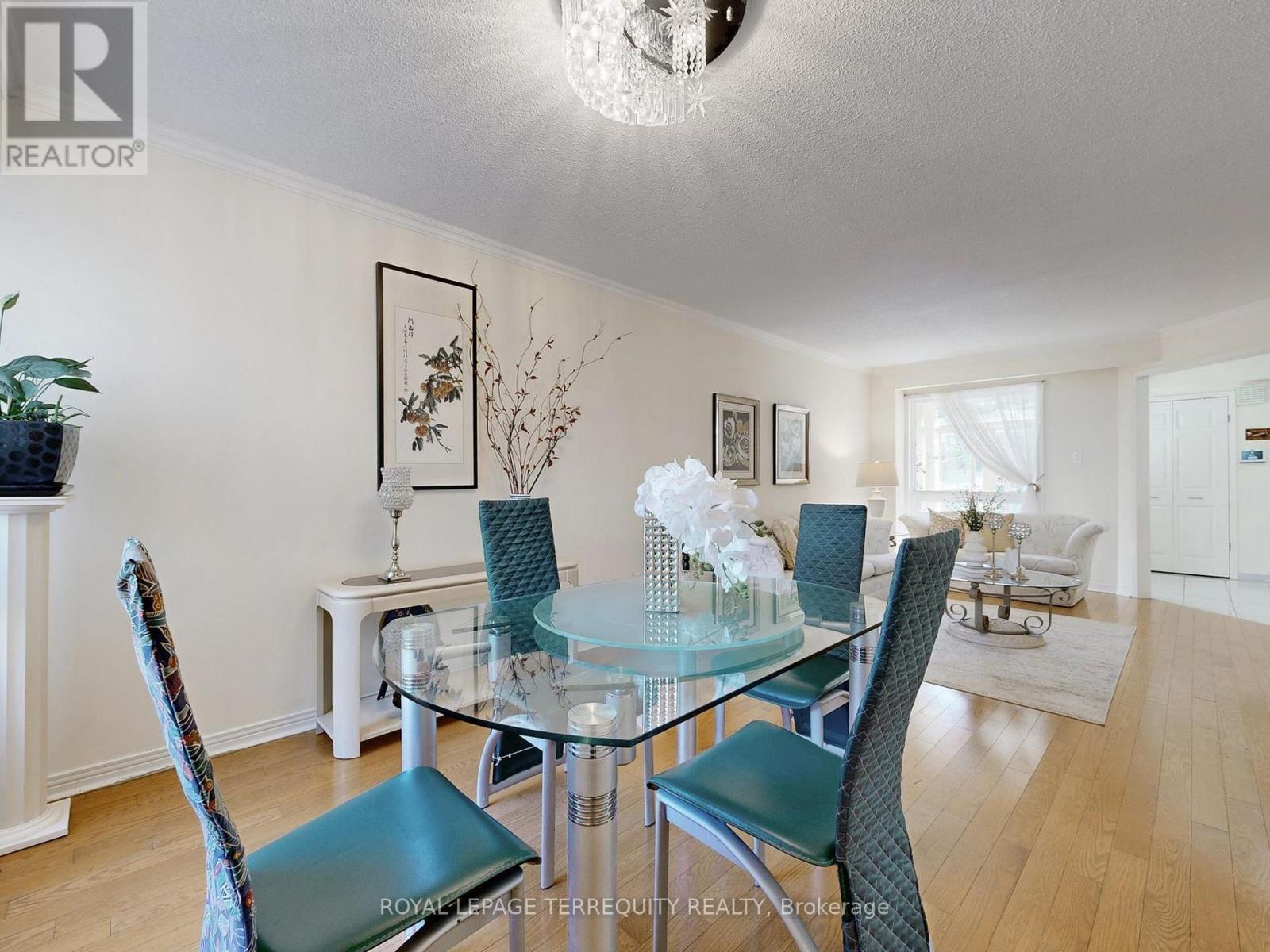 16 Audrelane Court, Toronto, Ontario  M1V 3S4 - Photo 11 - E12466197