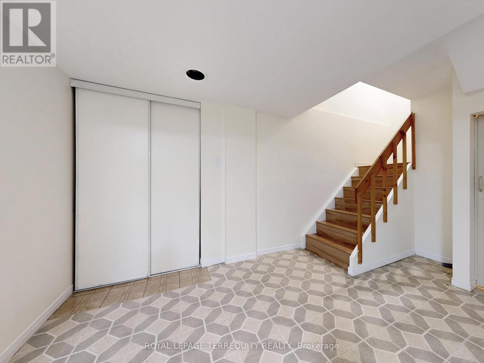 16 Audrelane Court, Toronto, Ontario  M1V 3S4 - Photo 42 - E12466197