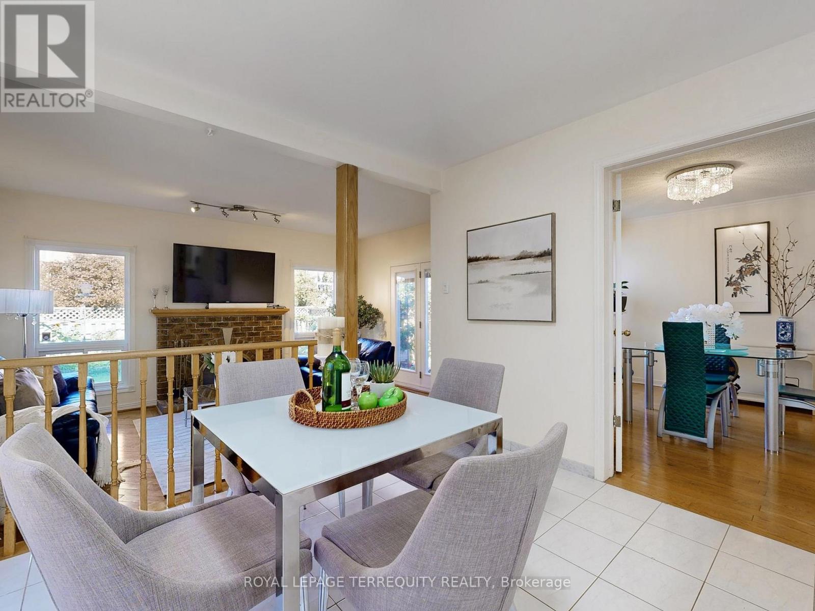 16 Audrelane Court, Toronto, Ontario  M1V 3S4 - Photo 17 - E12466197