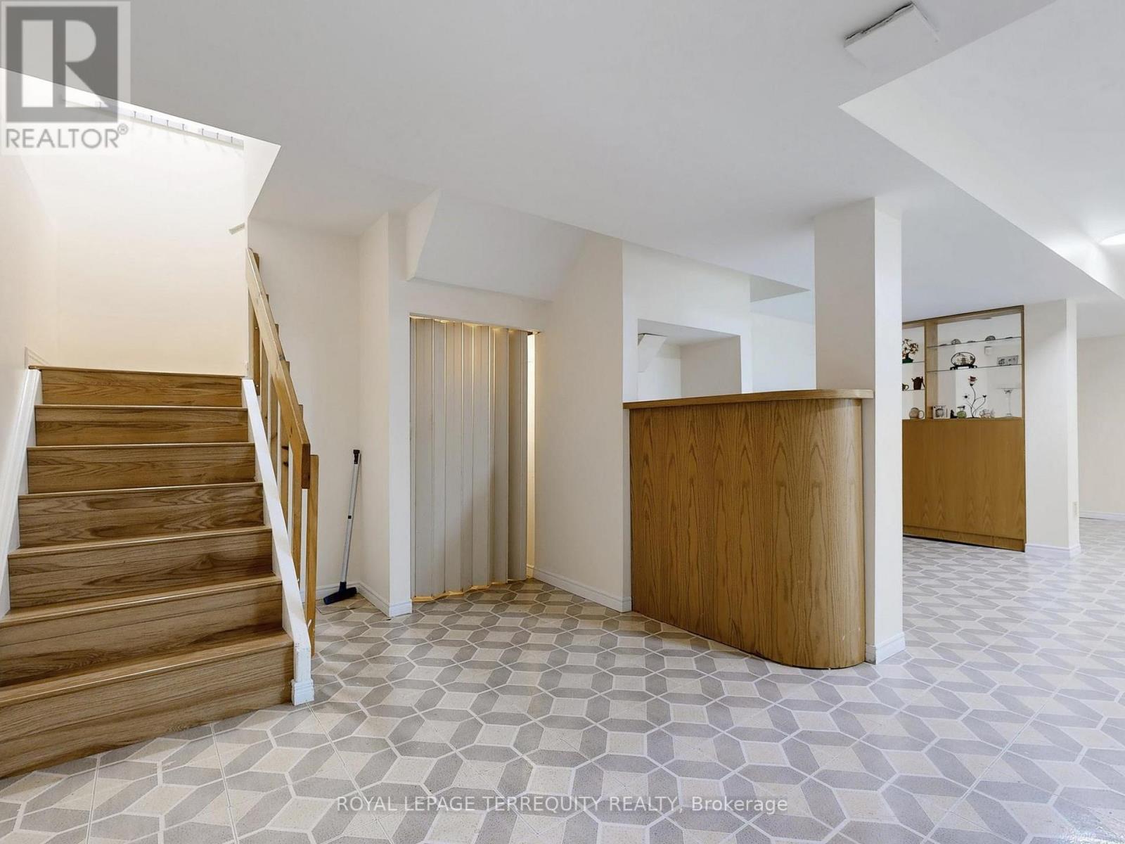 16 Audrelane Court, Toronto, Ontario  M1V 3S4 - Photo 41 - E12466197