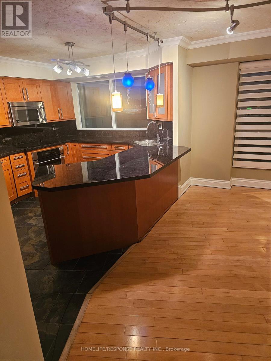 809 - 2111 Lakeshore Boulevard W, Toronto, Ontario  M8V 4B2 - Photo 9 - W12462933