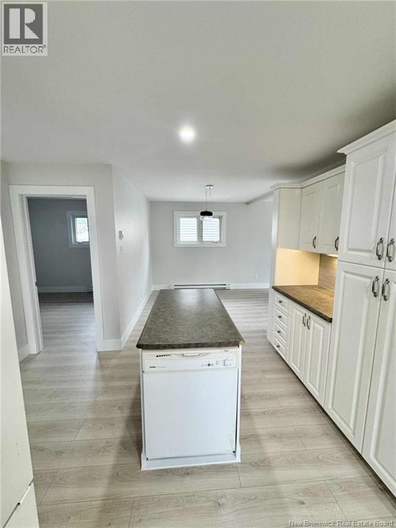 946 Meadow Avenue, Bathurst, New Brunswick  E2A 2H6 - Photo 10 - NB128684