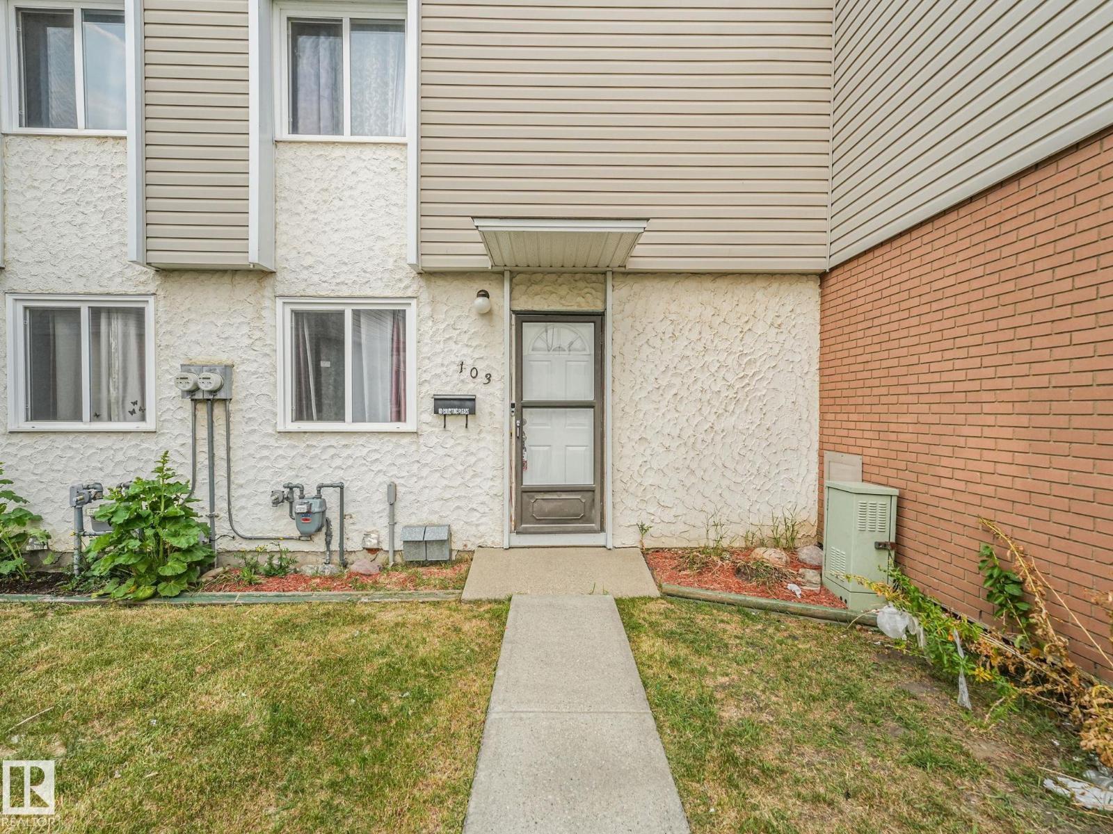 103 Cornell Co Nw, Edmonton, Alberta  T5C 3C3 - Photo 2 - E4462472
