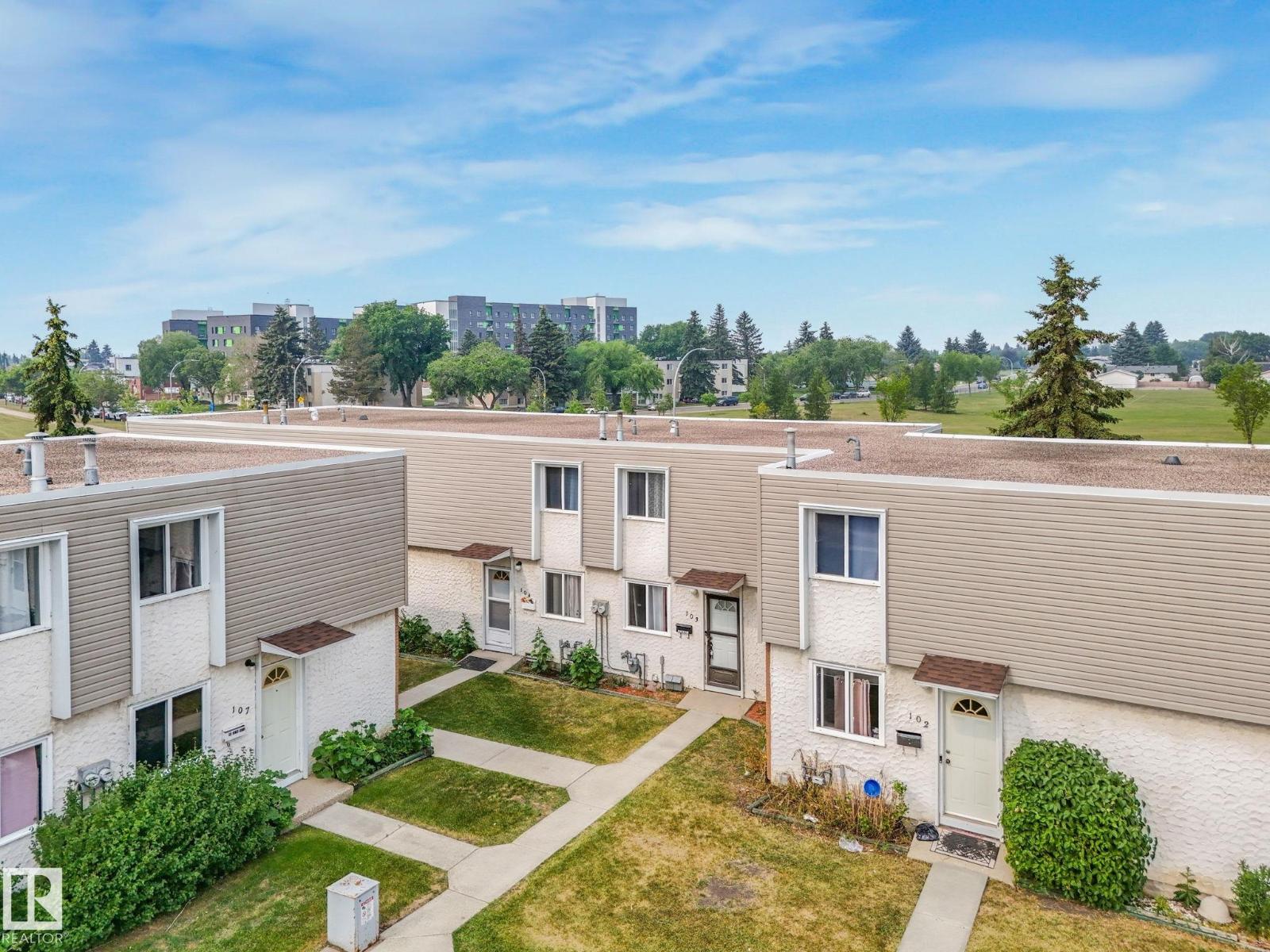 103 Cornell Co Nw, Edmonton, Alberta  T5C 3C3 - Photo 3 - E4462472