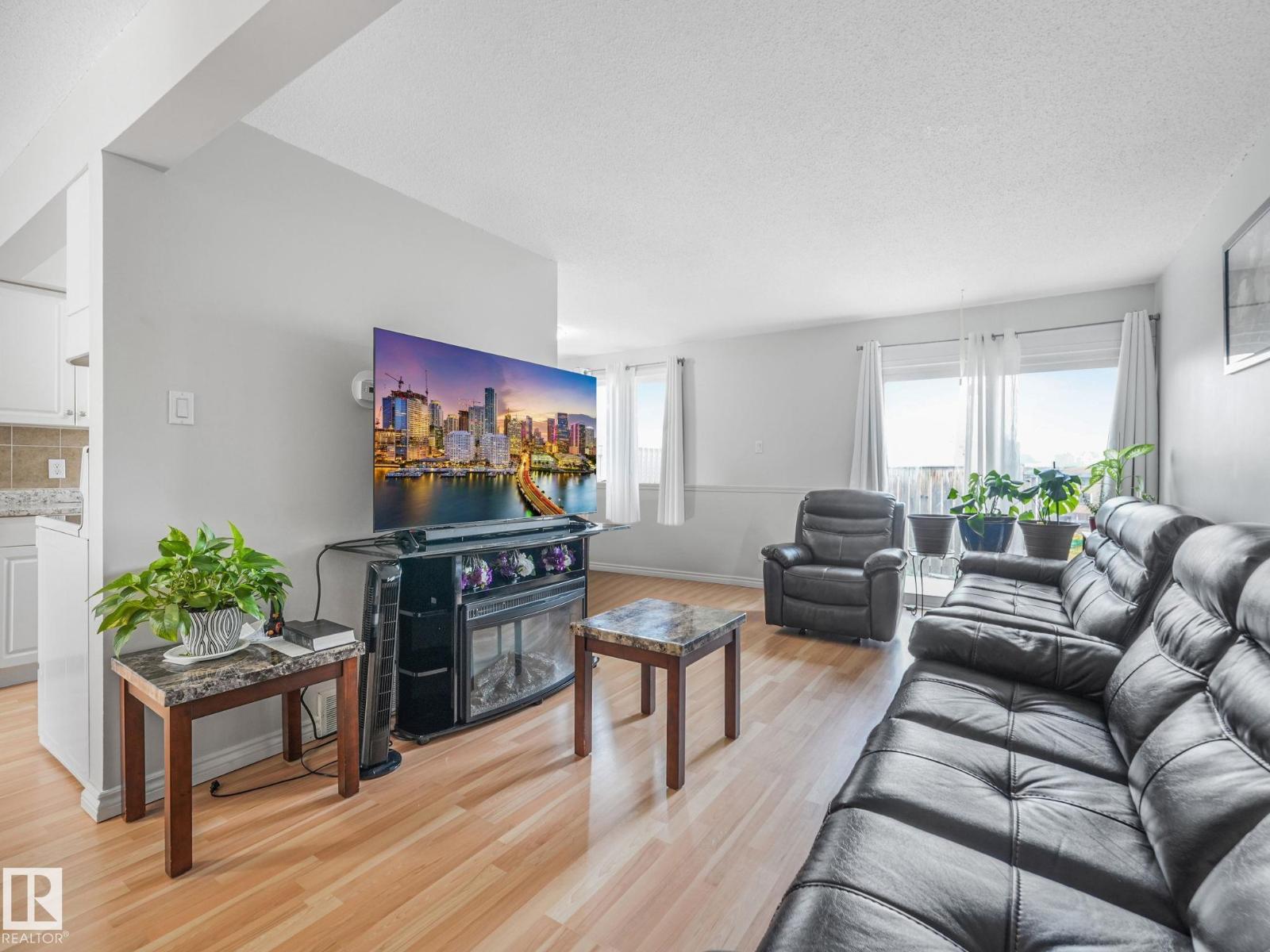 103 Cornell Co Nw, Edmonton, Alberta  T5C 3C3 - Photo 6 - E4462472